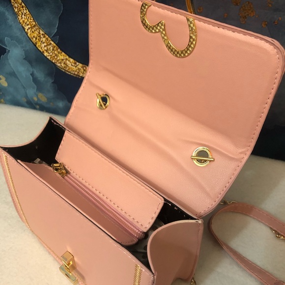 Beautiful Rose pink sequence purse - Picture 4 of 6